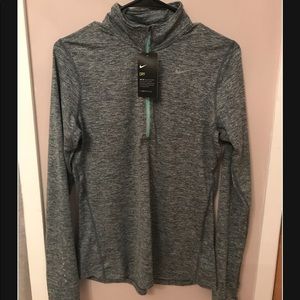 💚NIKE DRYFIT PULLOVER💚